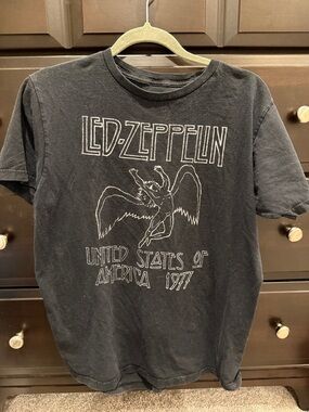 Led Zeppelin Black Short Sleeve Graphic Tee